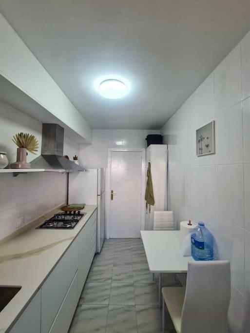Nice Beachside 2-Bd Apt Near Barcelona Cunit Eksteriør billede